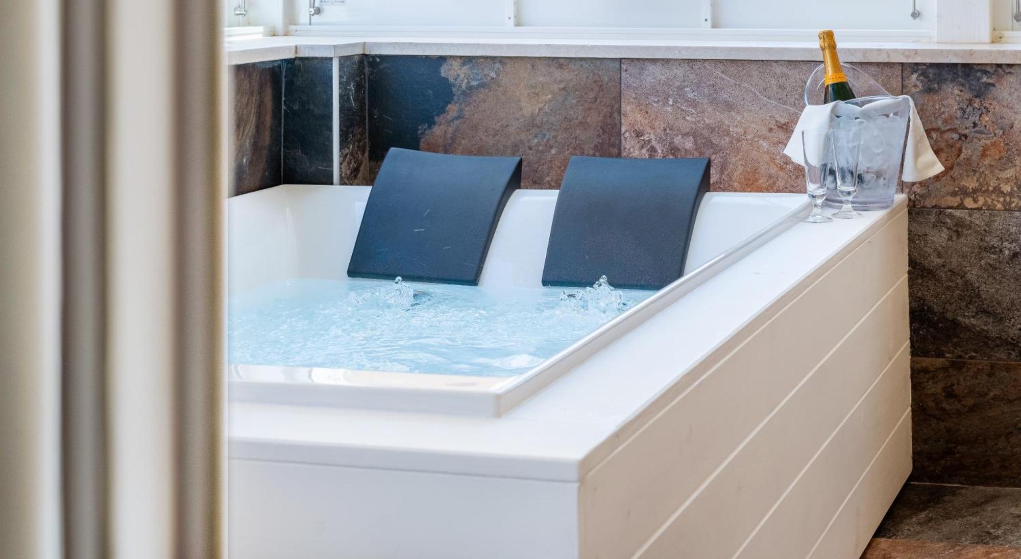 De La Relais Hotel 3*