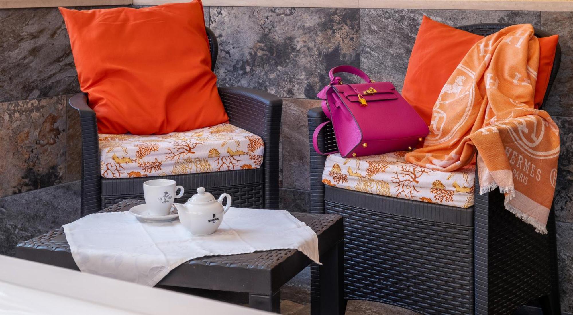 De La Relais Hotel 3*